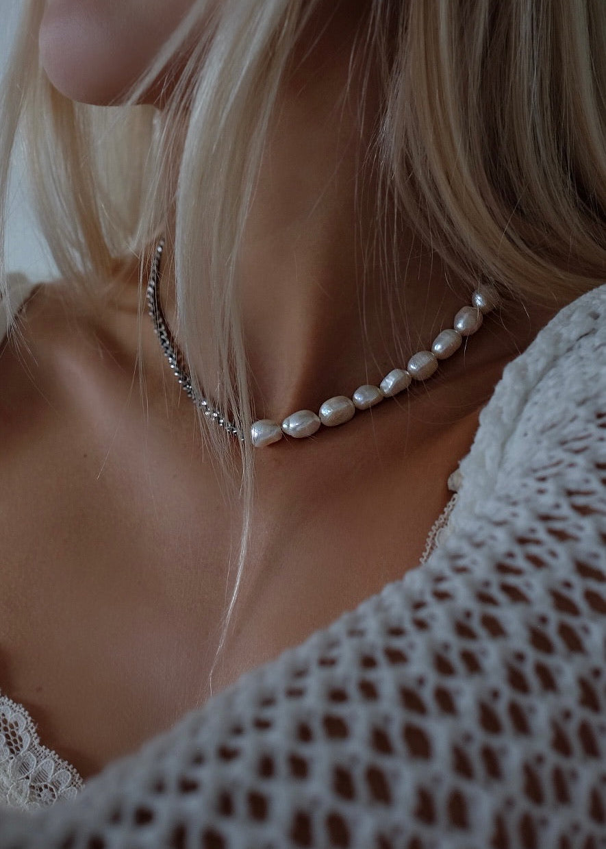 GUÐ CHAIN SILVER