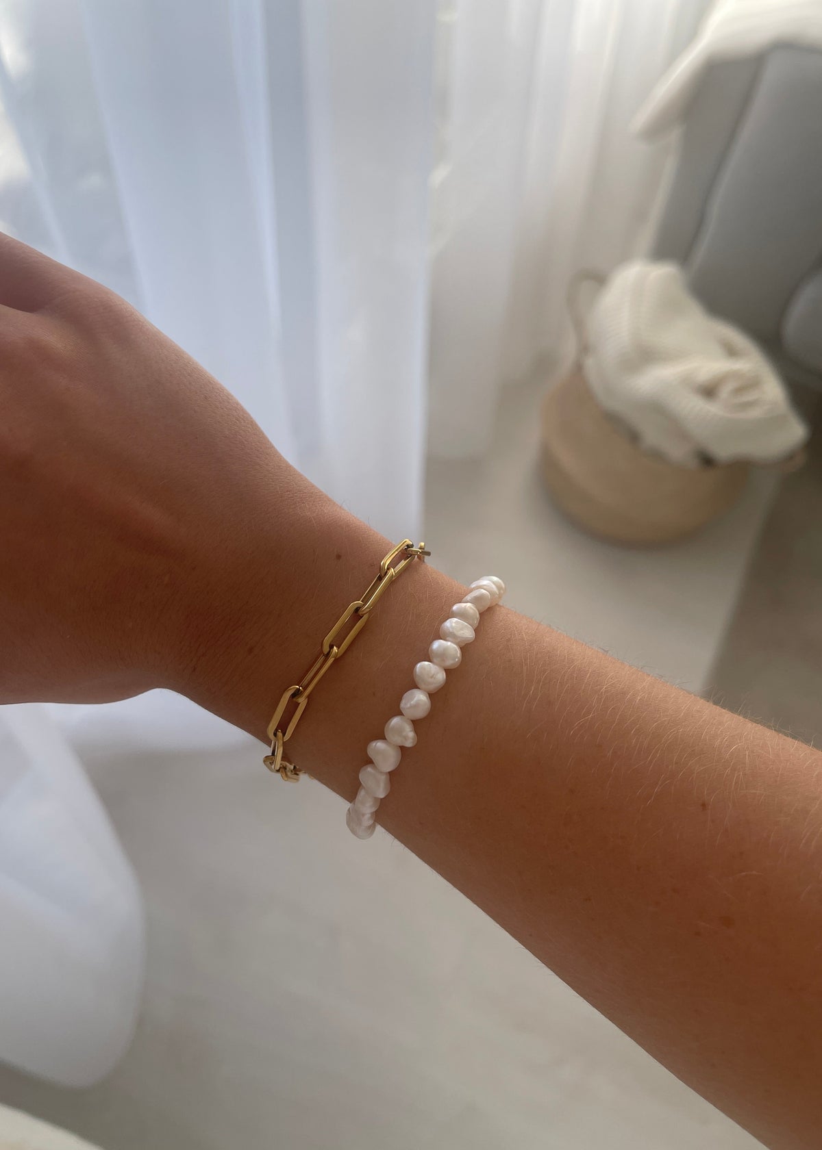 ARN1311 ARMBAND GULL 