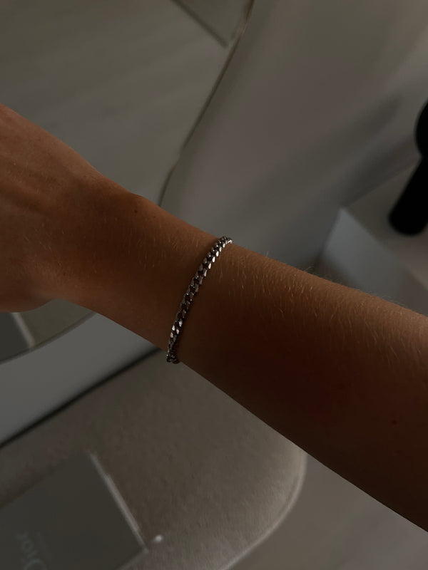 GUN1104 ARMBAND SILFUR