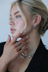 BRO1101 EYRNALOKKAR SILFUR