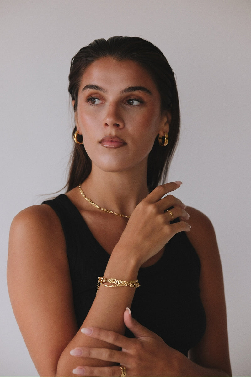 MIA2803 HÁLSMEN GULL - FORPÖNTUN (kemur fyrir jól)