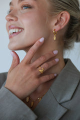 URÐ - MAR PENDANT EYRNALOKKAR GULL