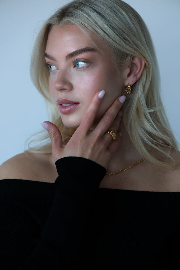 MOA1908 XL EARRINGS GOLD