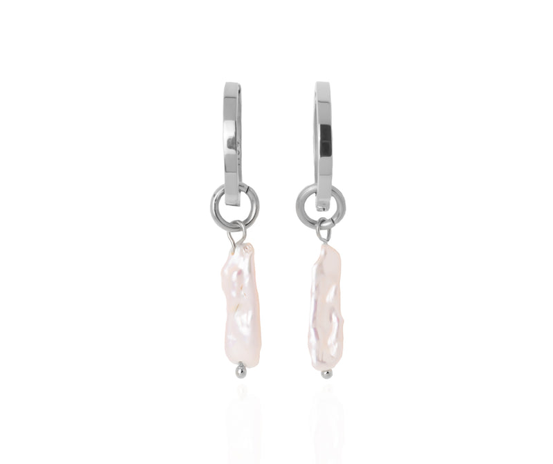 URÐ - ERLA LONG PENDANT EARRINGS SILVER